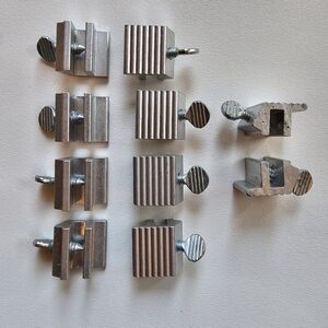 Locks for Sliding Windows 10 Pieces